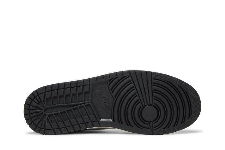 Air Jordan 1 Retro High OG "Washed Black"