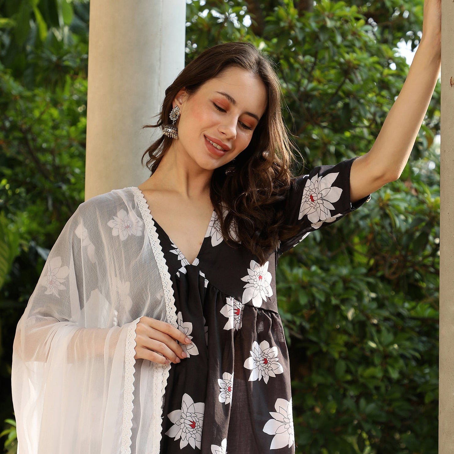 Water Lilies Kurta With Trousers And Dupatta