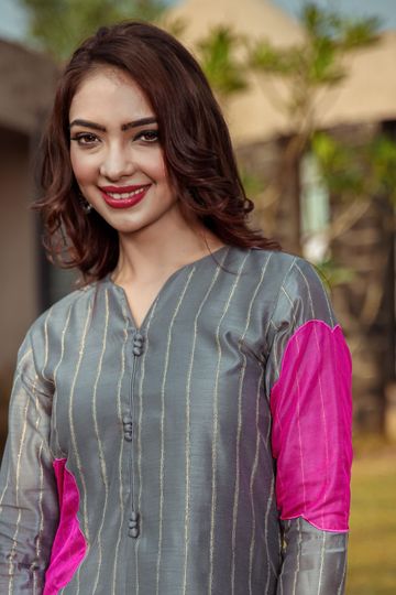 GREY CHANDERI BLOOMING KURTA