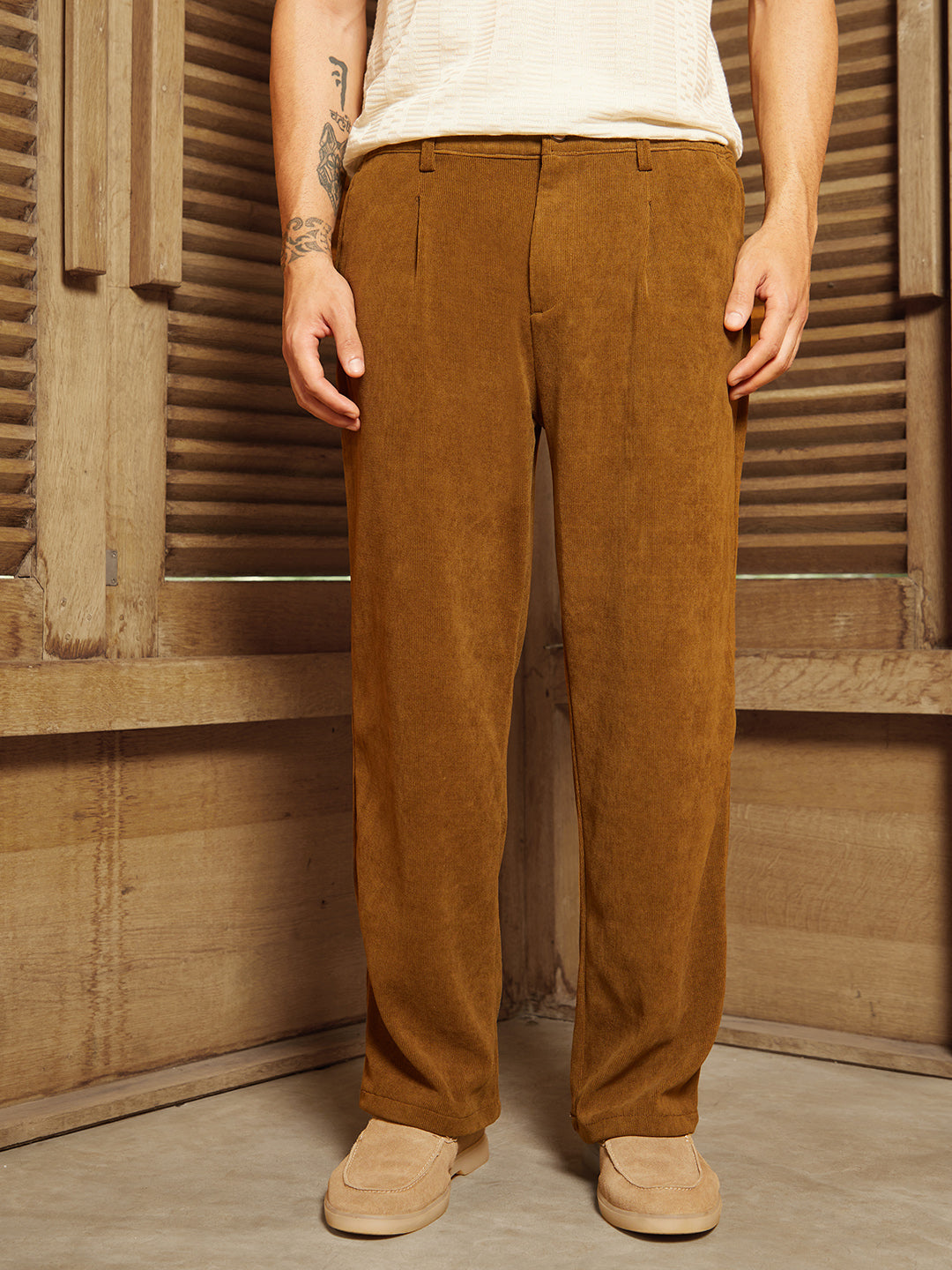Corduroy Pleated Trousers