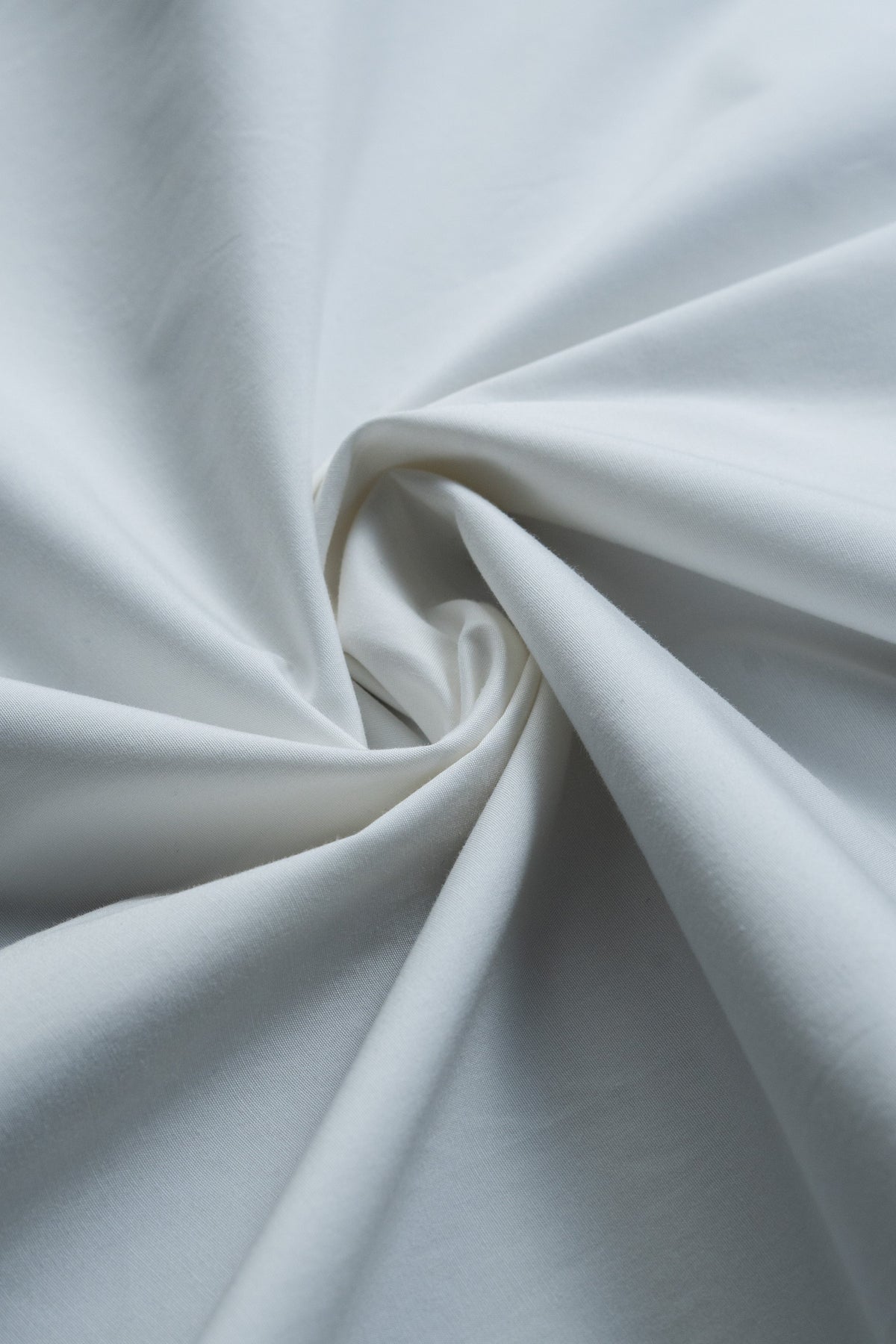 White Regular Fit Solid Formal Cotton Shirt for Men (LADAK)