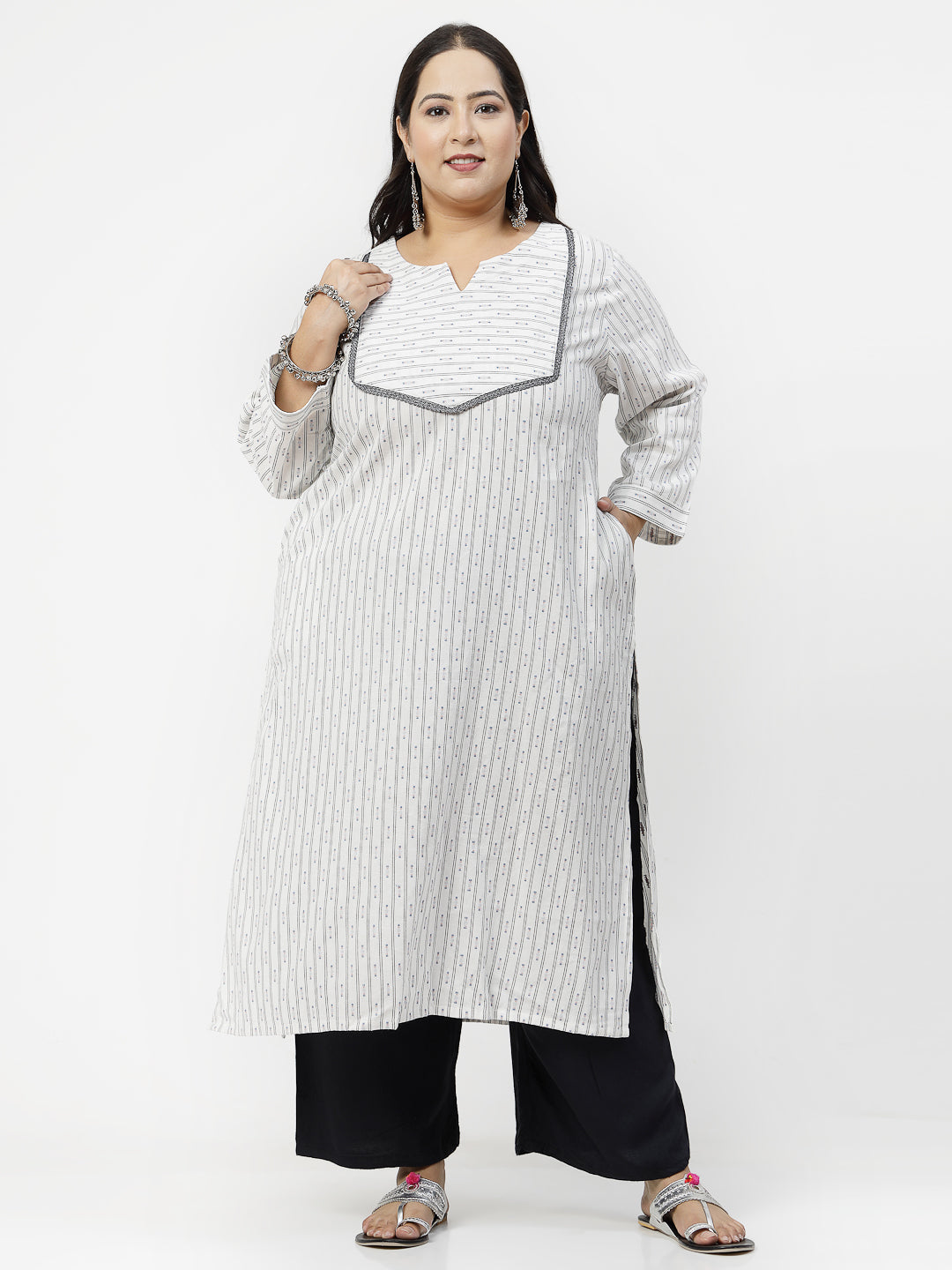 Women Off White Cotton Dobby Kurta Krya