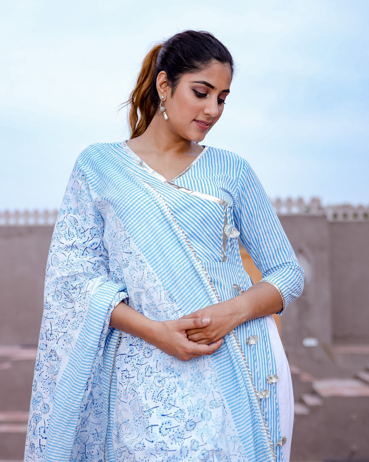 STRIPED ANGRAKHA SUIT