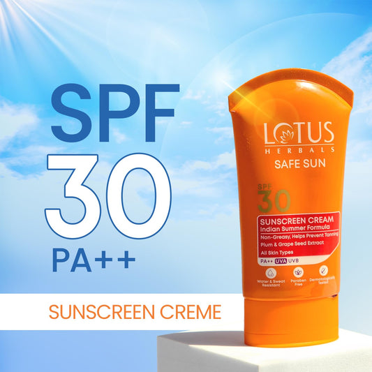 Lotus Herbals Safe Sun Moisturising Sunscreen Lotion SPF 30 PA + + 100 g