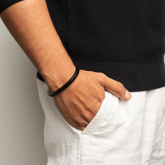 Sqr Cuff - Matte Black Zach