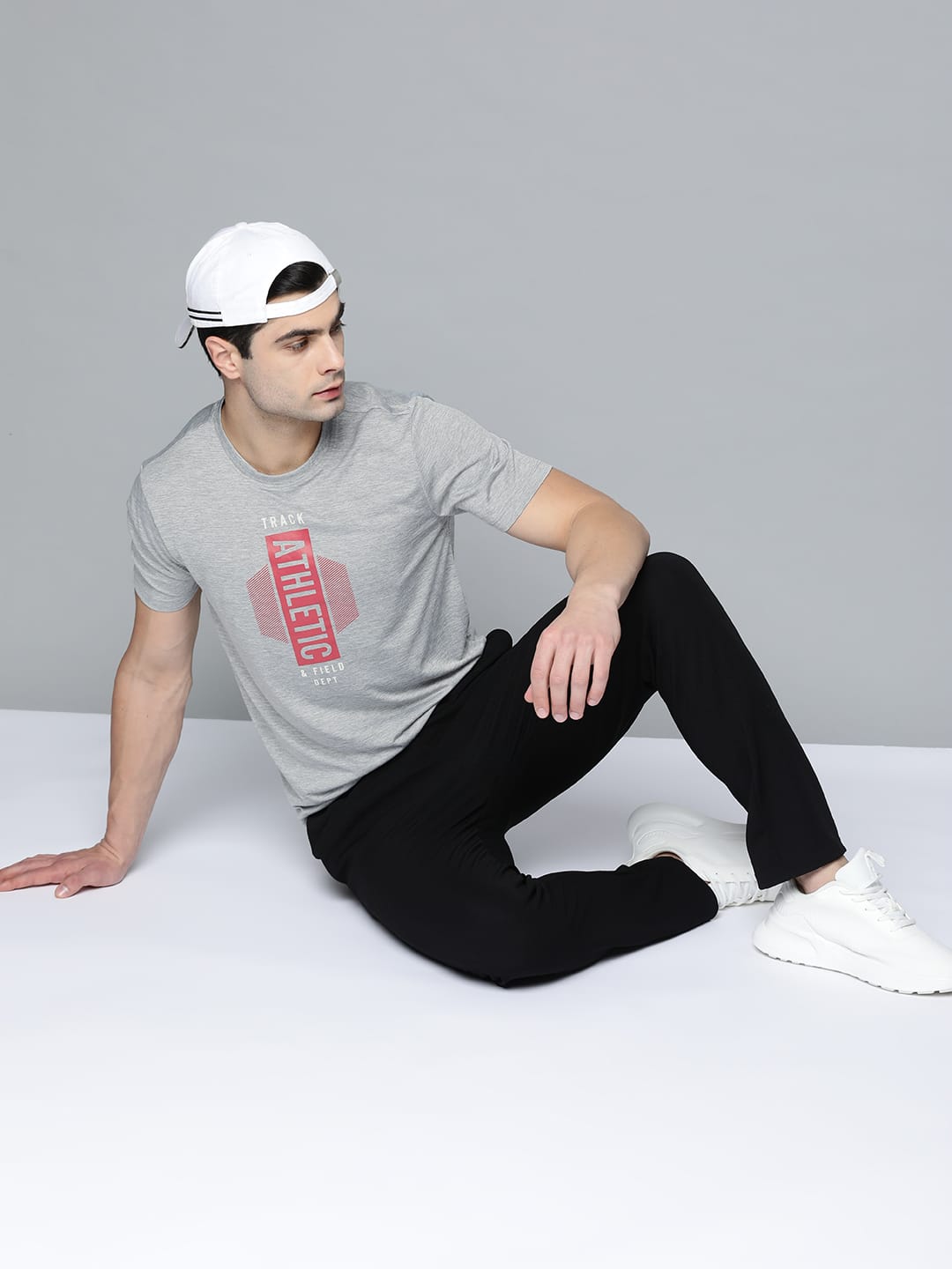 Alcis Men Grey Melange Red Typography Printed T-shirt