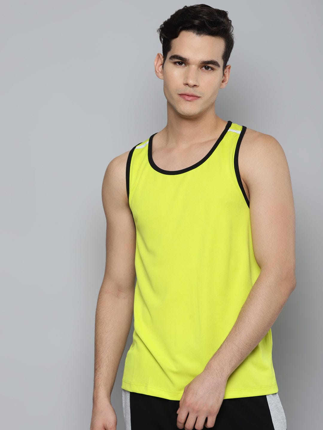 Alcis Men Yellow Slim Fit Training or Gym T-shirt