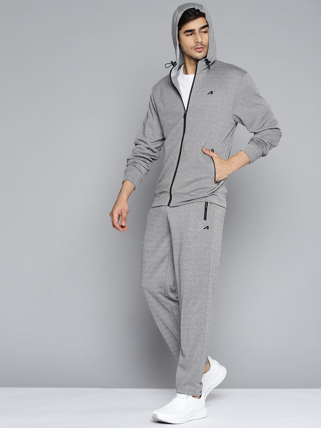 Alcis Men Grey Solid Tracksuit