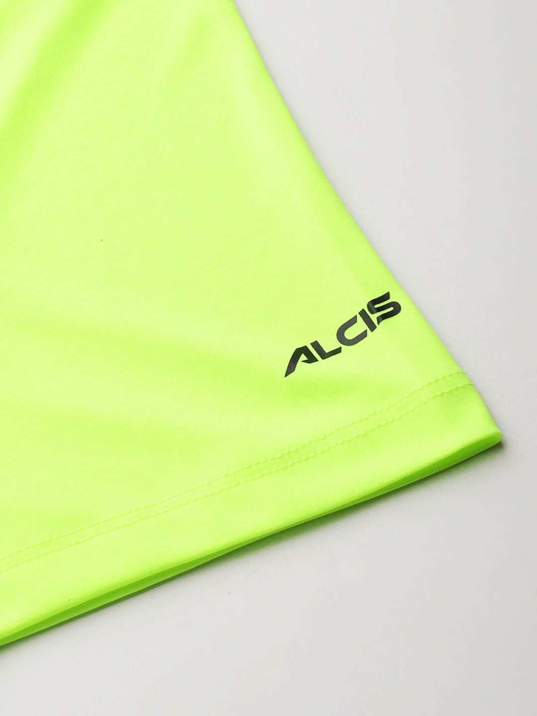 Alcis Men Fluorescent Green Typography Printed Anti Static Slim Fit Sports T-shirt