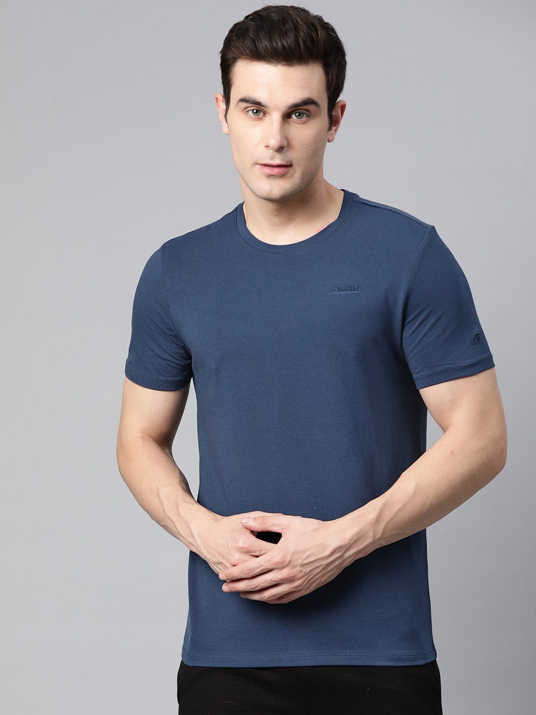 Alcis Men Solid Stretchex Slim Fit T-shirt