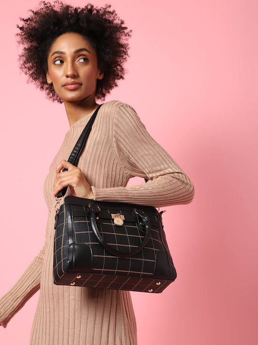 Noir Black Handbag With Pouch