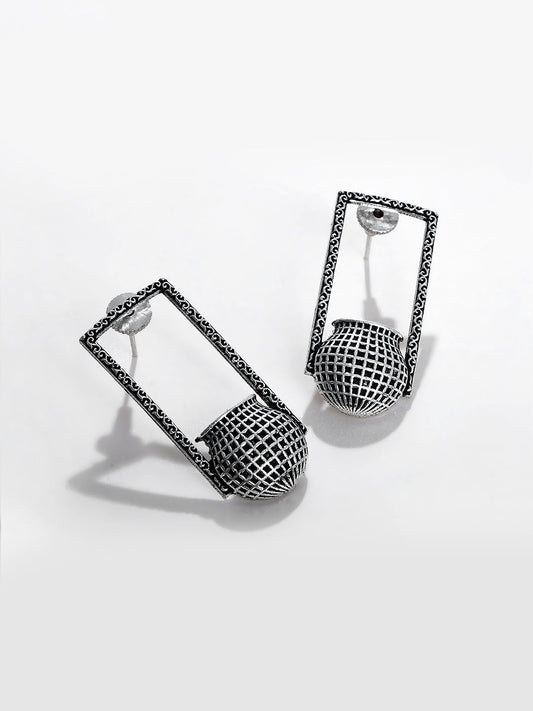 SILVER SQUARE DROP EARRING