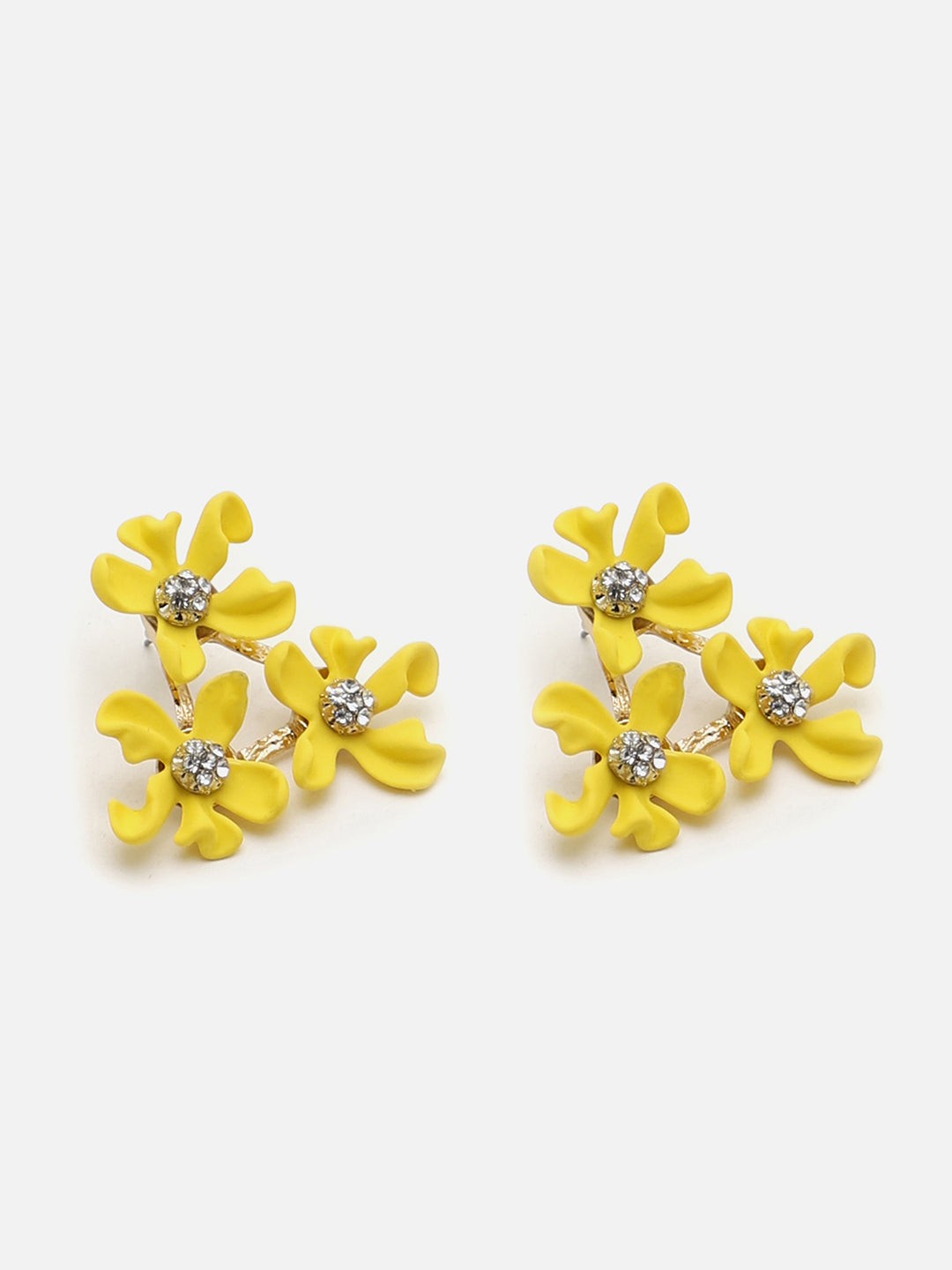 SOHI YELLOW FLOWER STUD EARRINGS