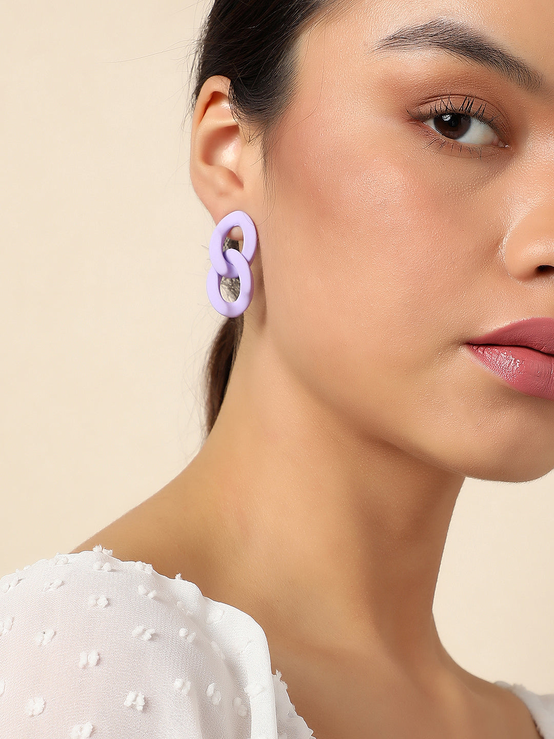 SOHI LILAC LINK EARRINGS