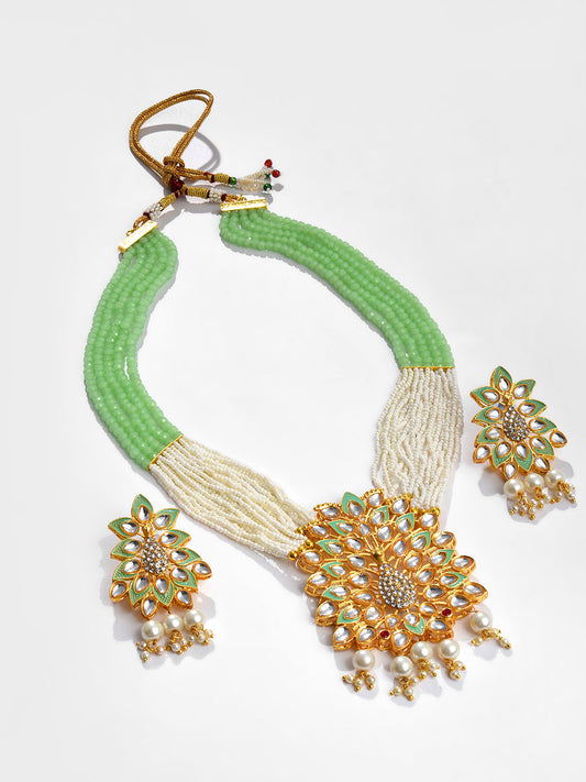 GREEN AND WHITE PENDANT NECKLACE SET