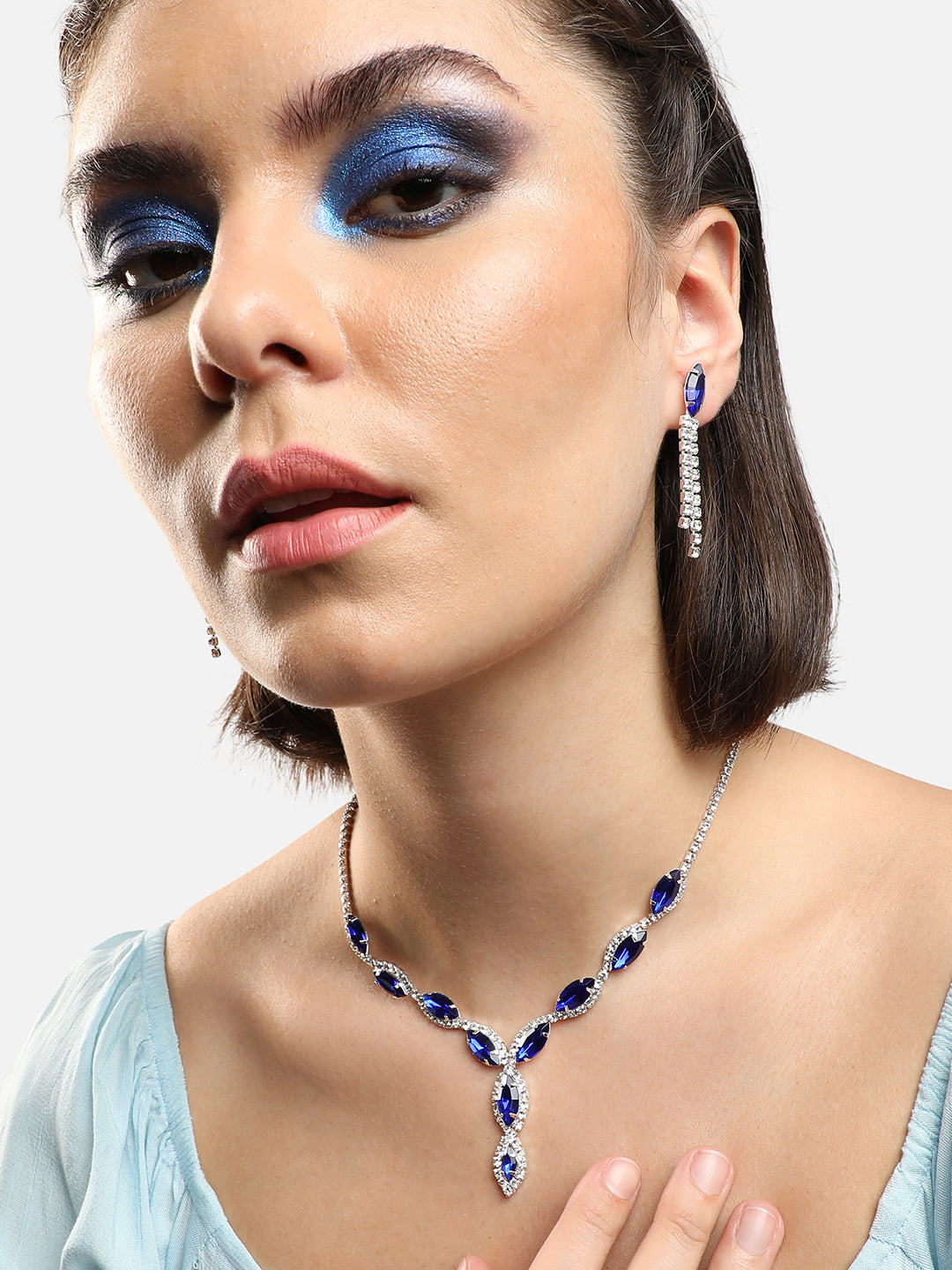 SILVER PLATED PARTY DESIGNER STONE NECKLACE AND EARRING SET FOR WOMEN