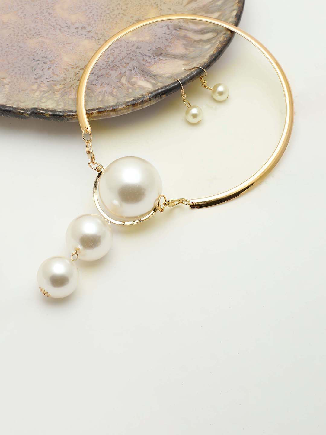 WOMENS SILVER DESIGNER NECKLACE AND EARRING