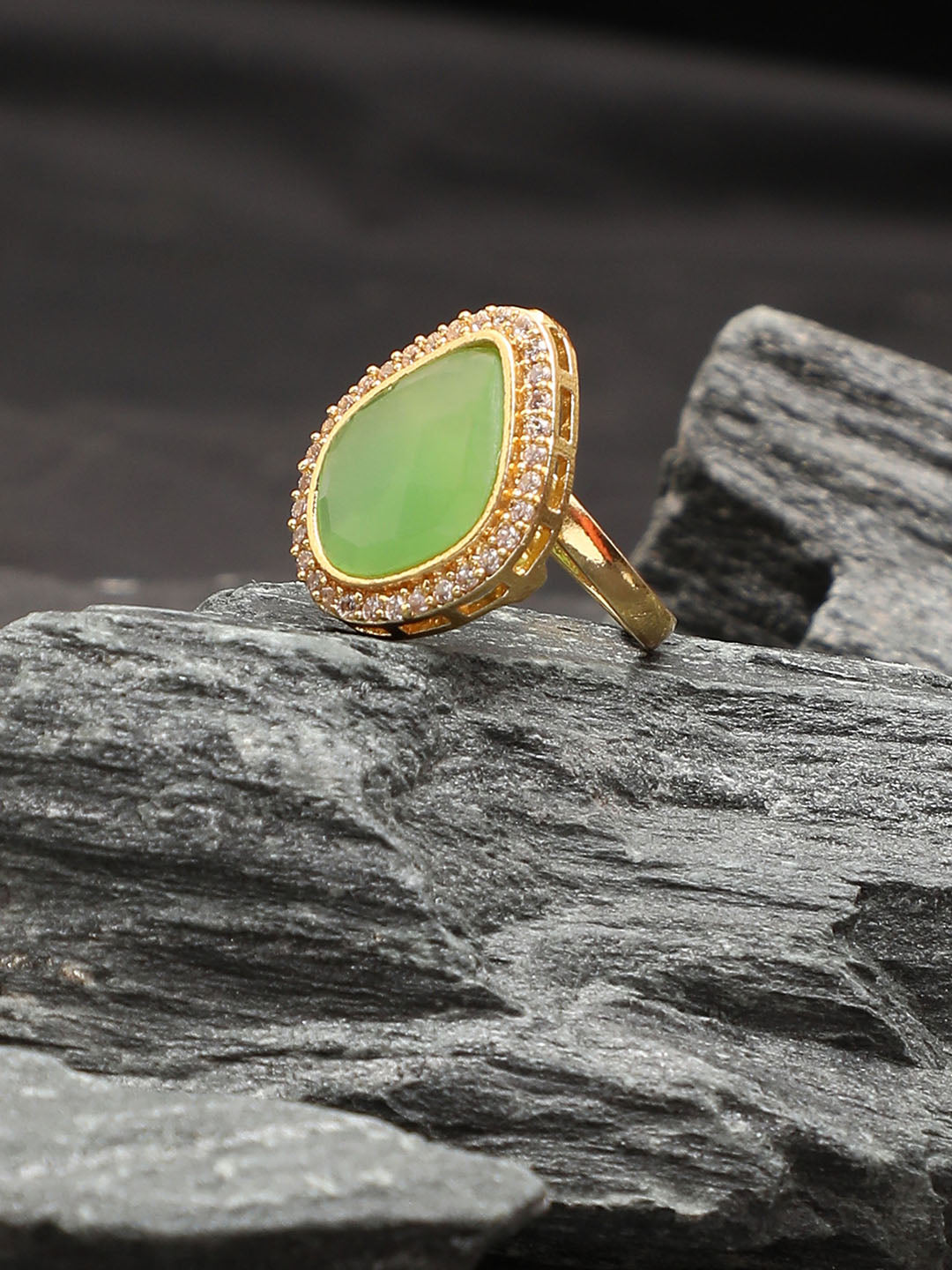 GREEN STONE RING FOR WOMEN
