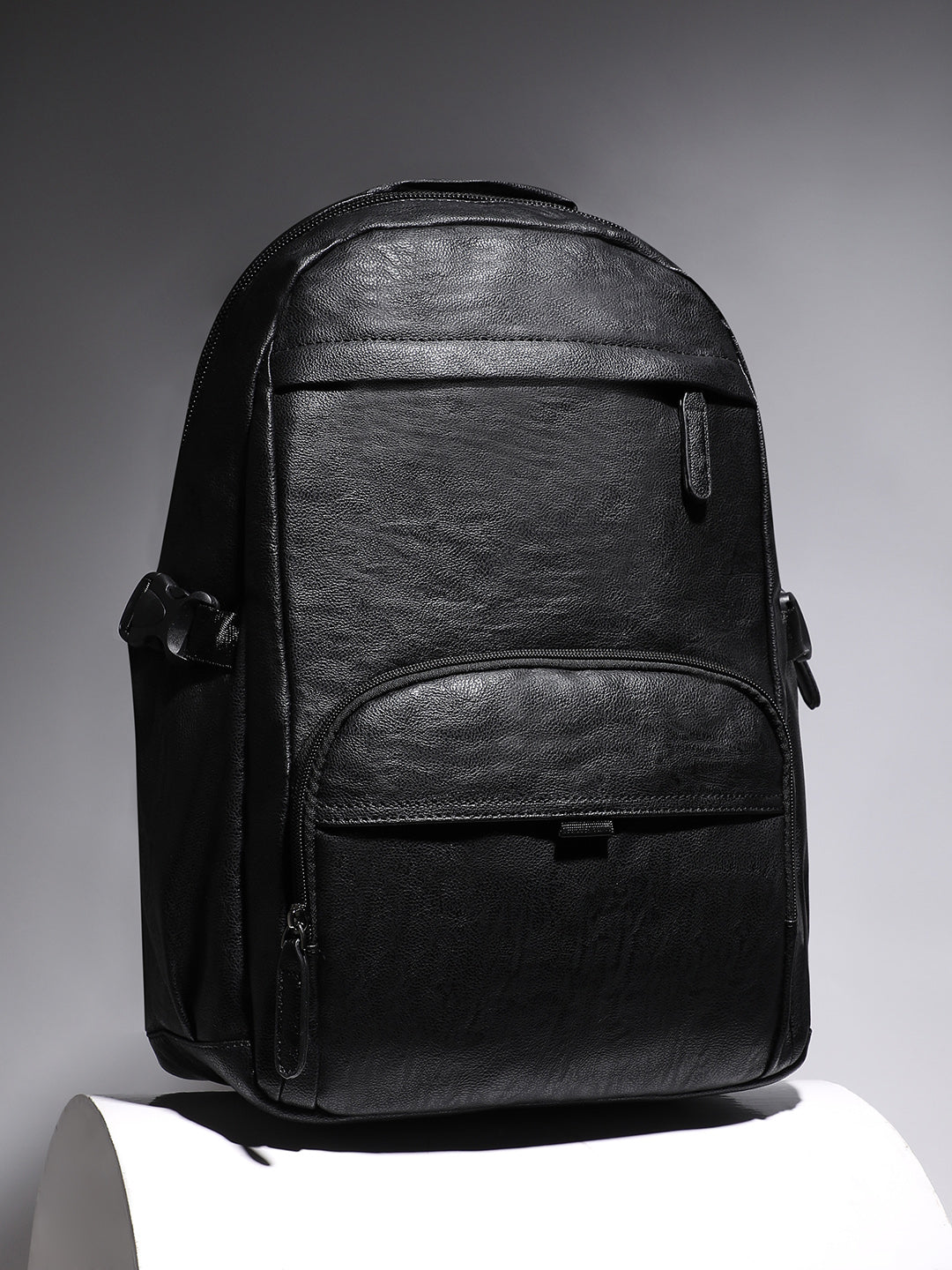 The Adventure Backpack - Midnight Black