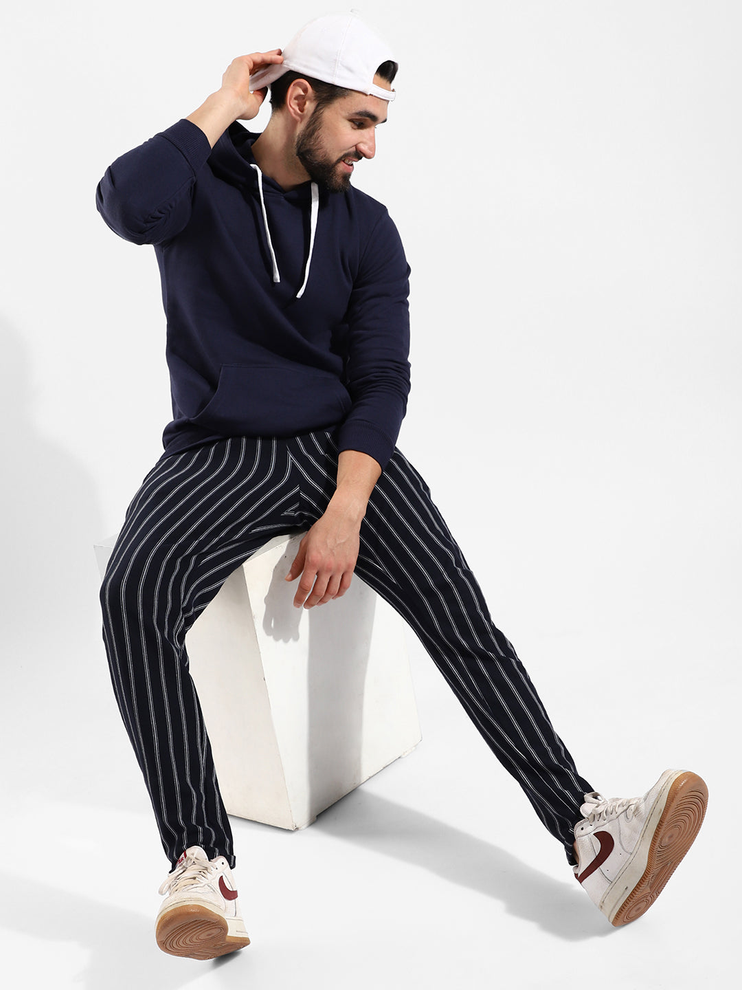 Cotton Solid Regular Fit Tracksuit For Casual Wear