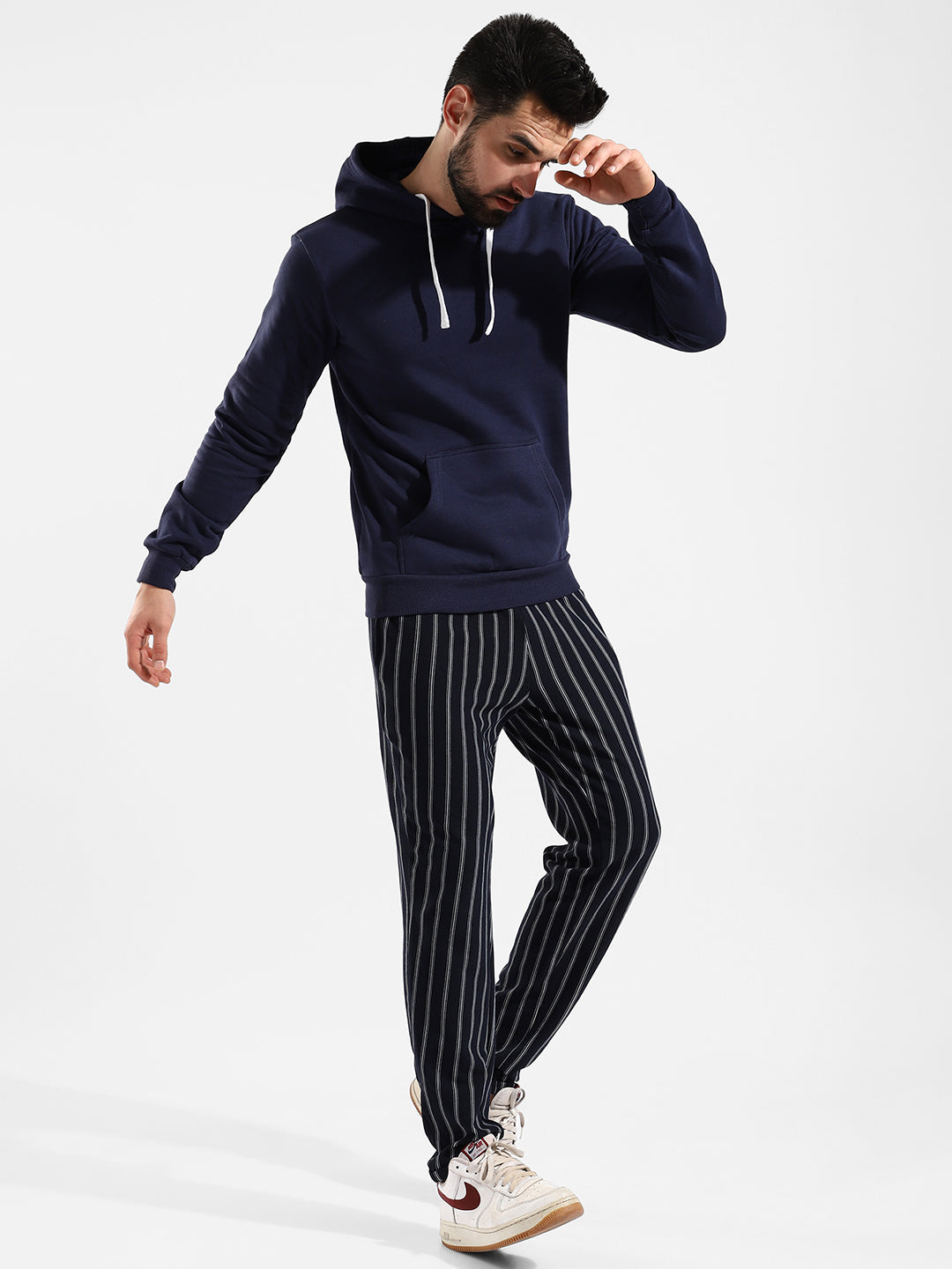 Cotton Solid Regular Fit Tracksuit For Casual Wear