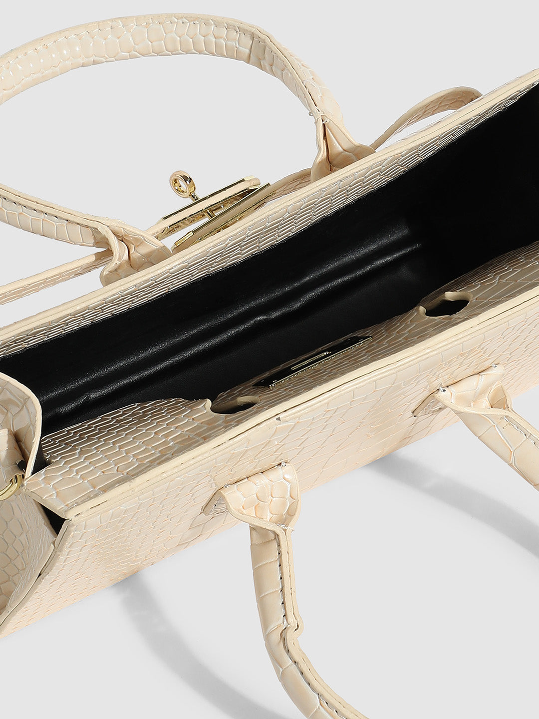 Twist Buckle Handbag - White