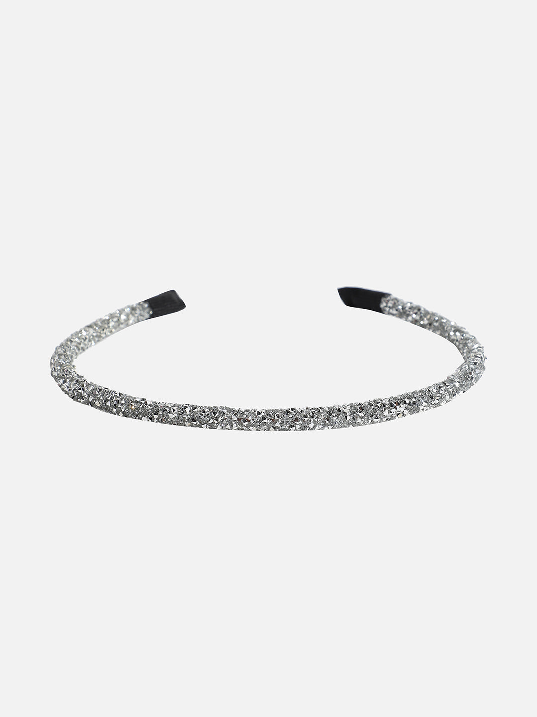 Crowning Glory: The Embellished Hairband Exquisite