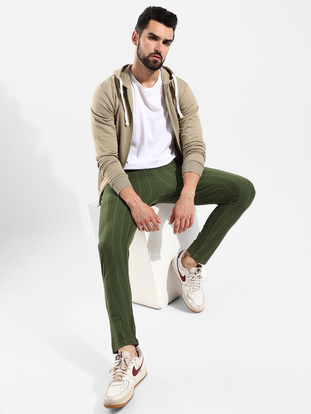 Cotton Solid Regular Fit Tracksuit For Casual Wear