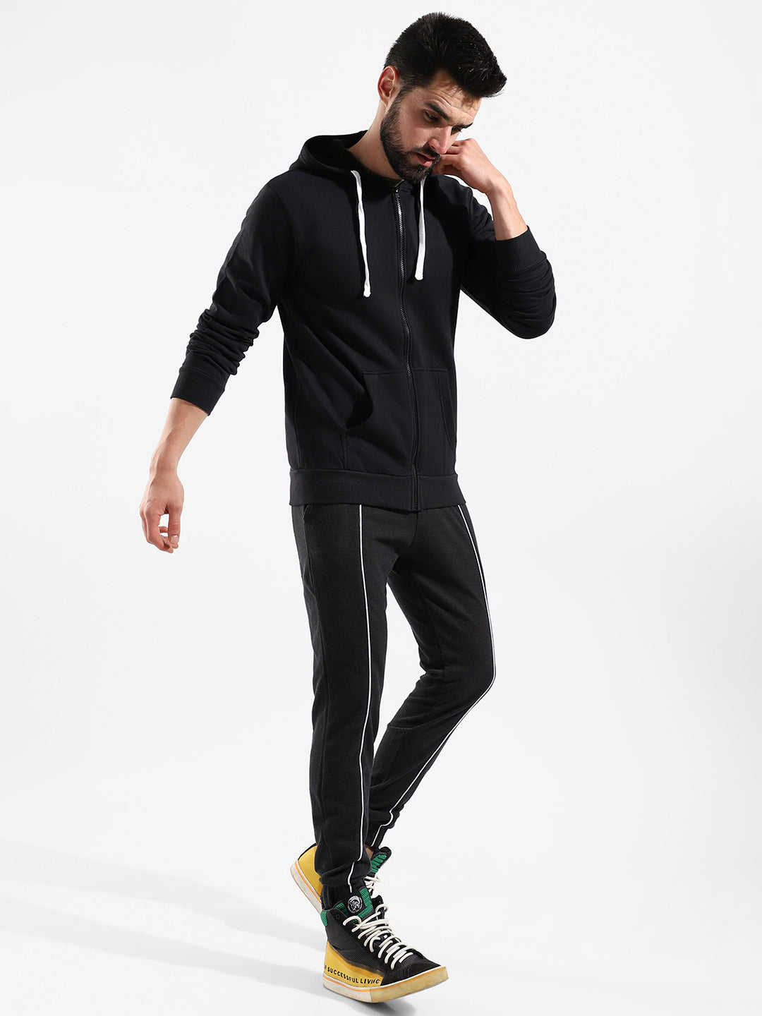 Cotton Solid Regular Fit Tracksuit For Casual Wear