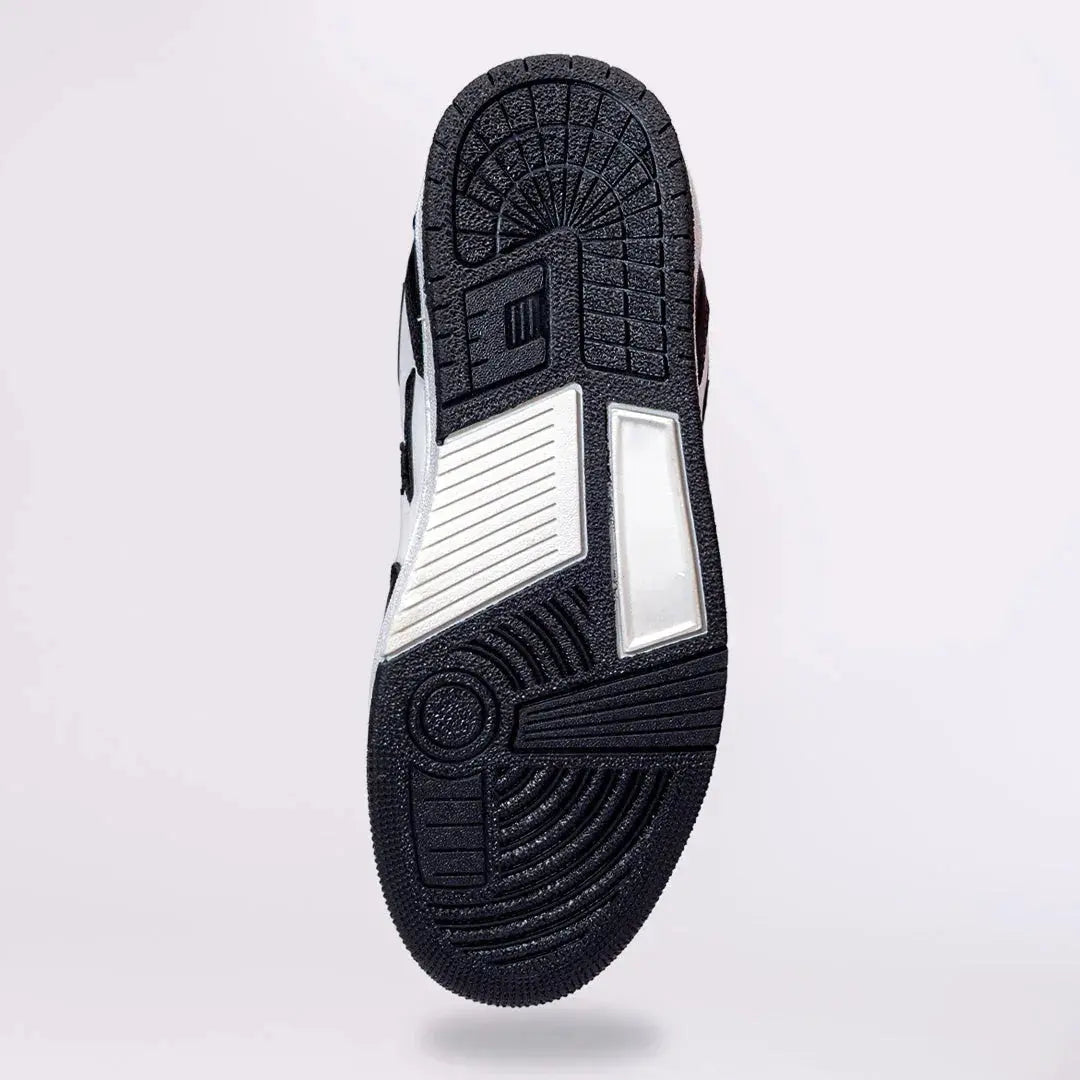 Raven Low Ankle Black Sneakers ZHOE