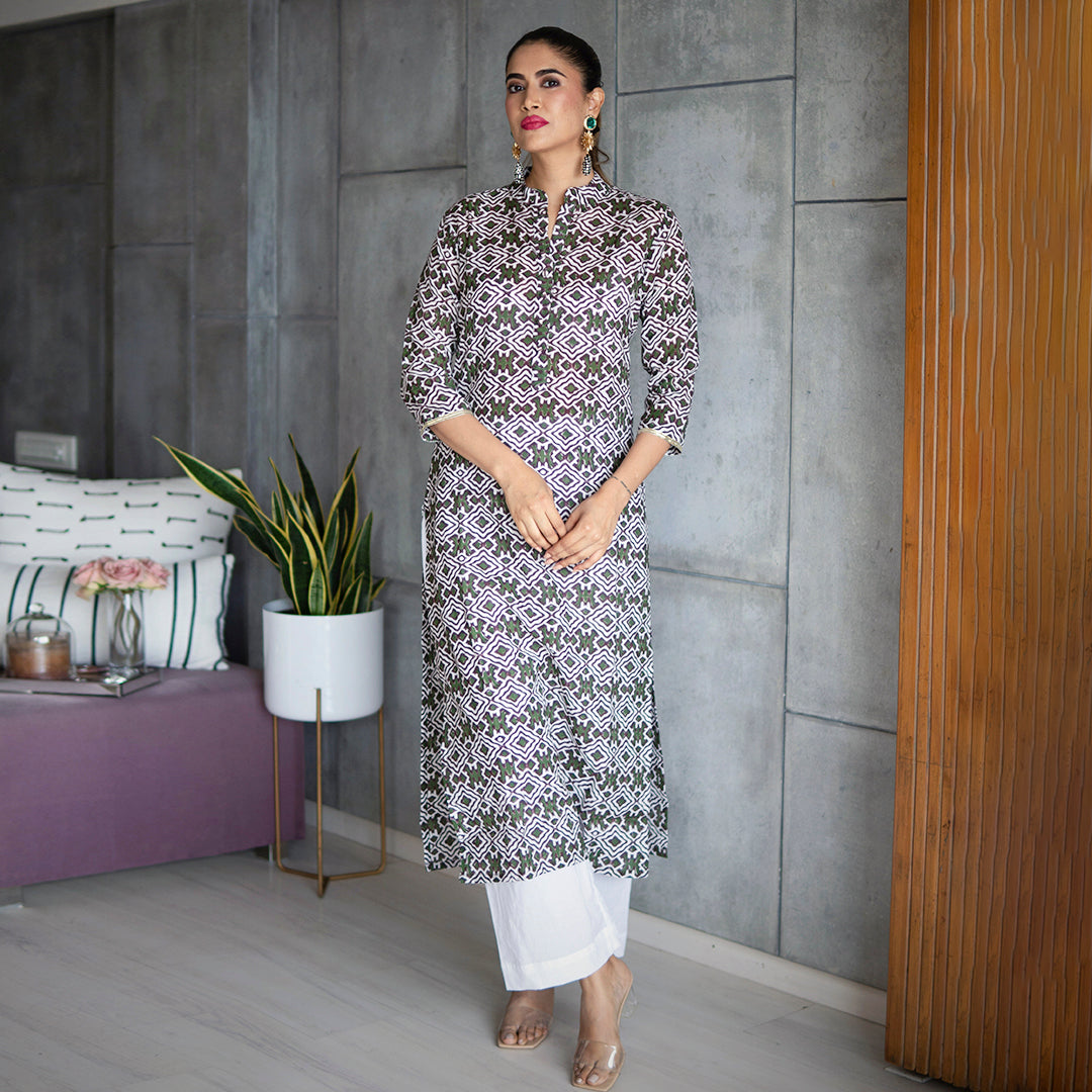 Brown Geometric Muslin Kurta Set By Ambraee