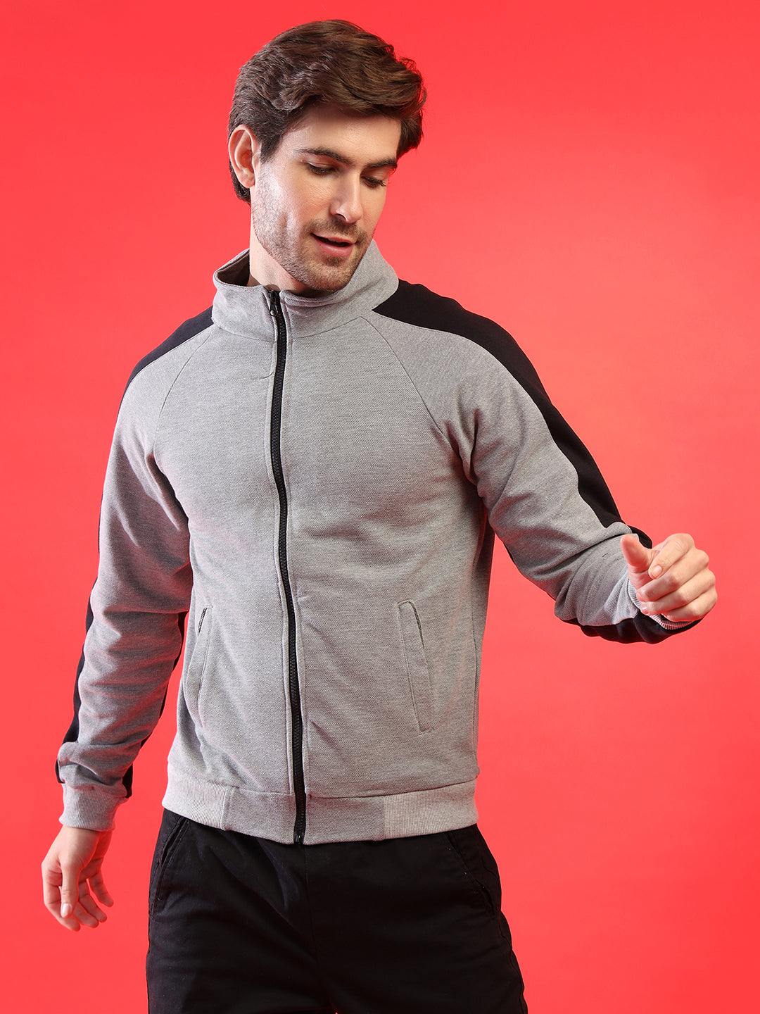 Men’s Grey Full-Zip Athletic Jacket with Black Panel Detailing