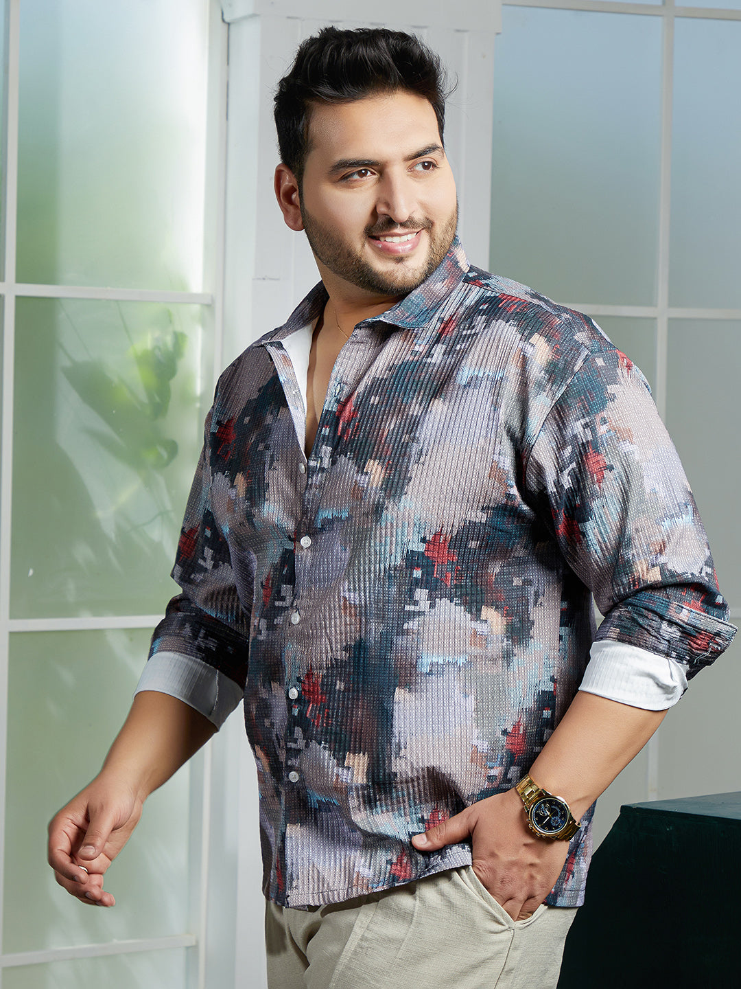 Artistic-Blur Shirt