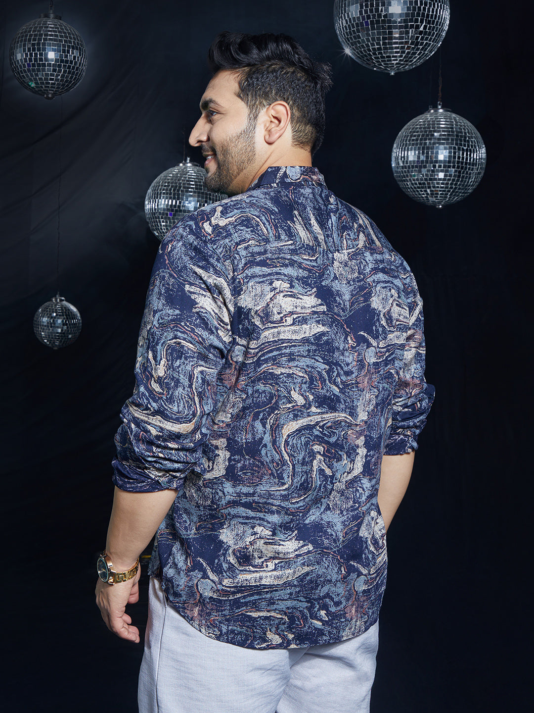 Futuristic-Fluid Shirt