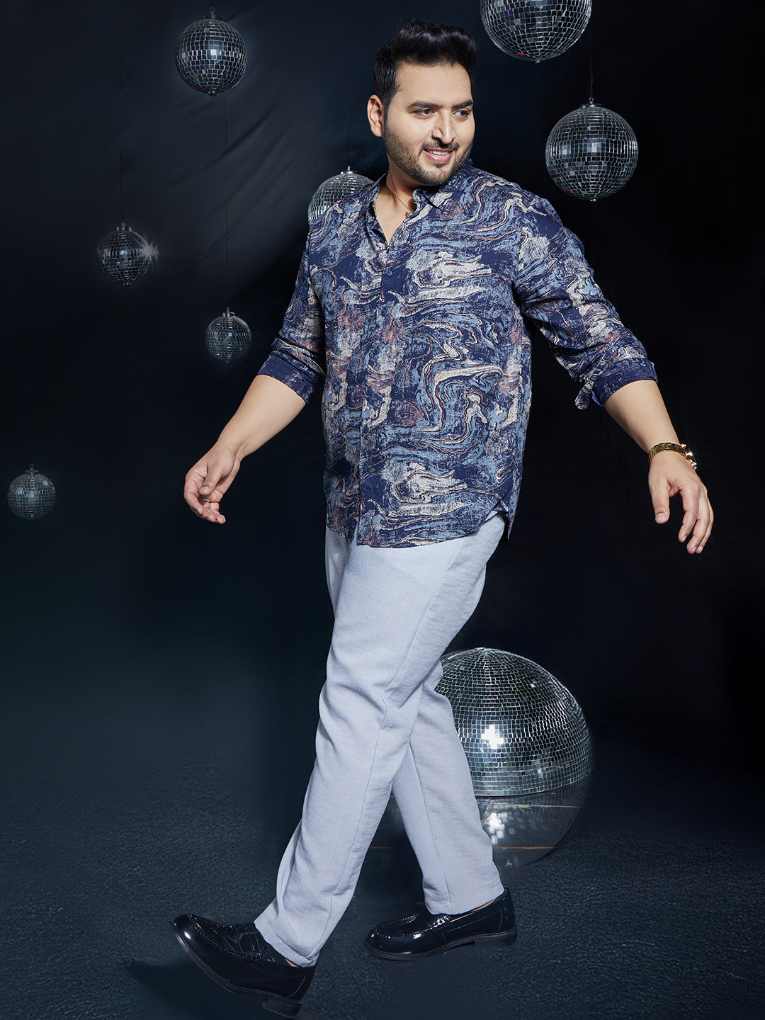 Futuristic-Fluid Shirt