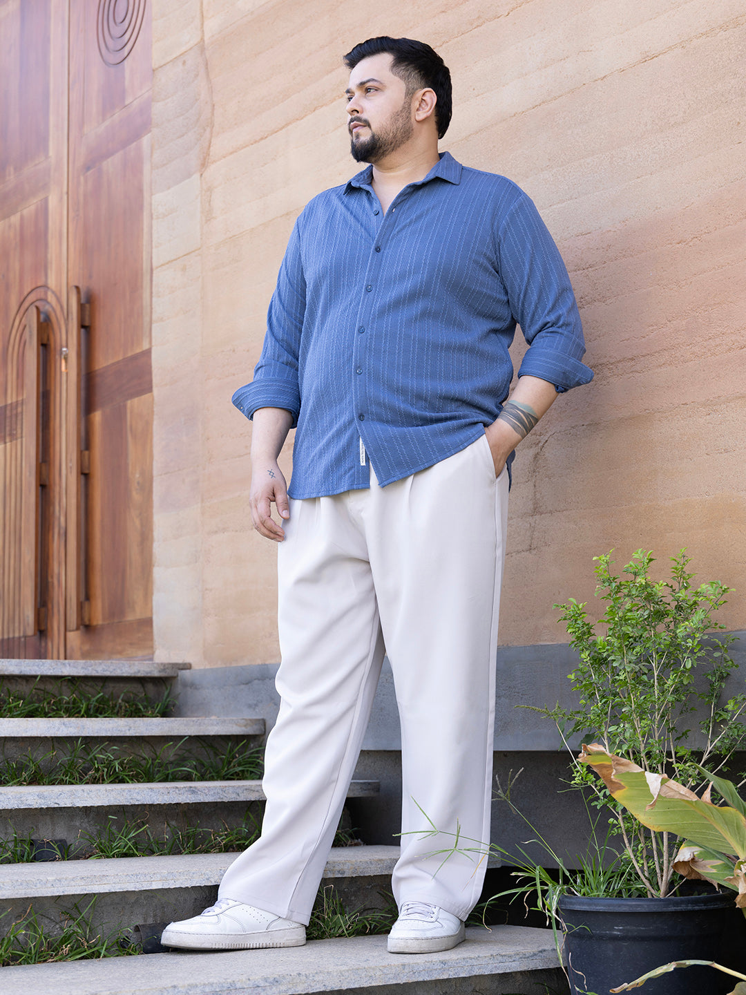 Parallel-Crease Tactile Shirt