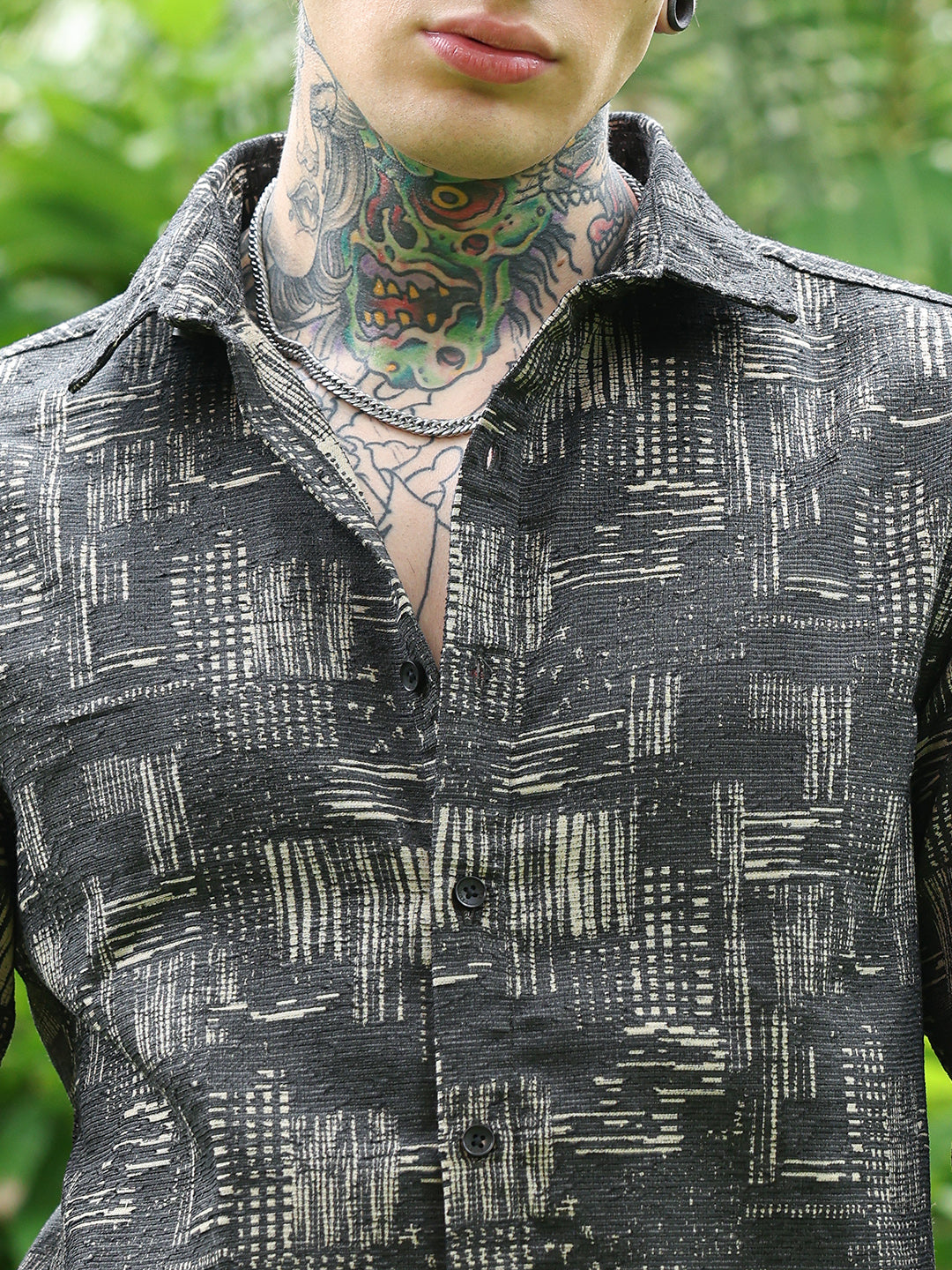 Contrast Scratch-Jacquard Shirt