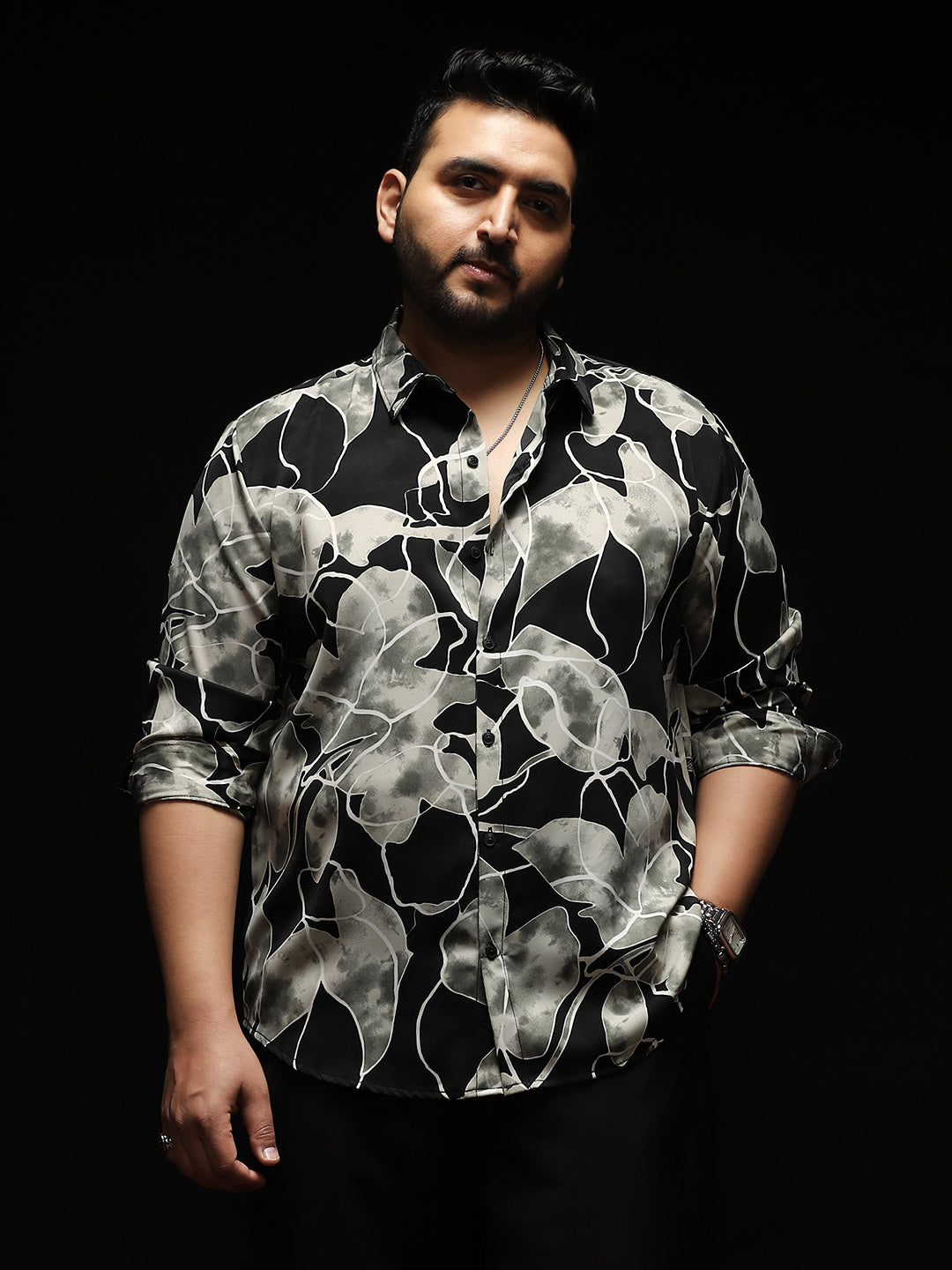 Artistic-Foliage Lined Imrprint Shirt
