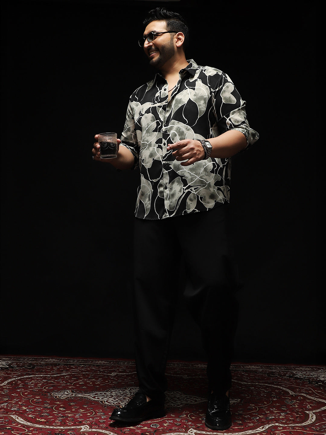 Artistic-Foliage Lined Imrprint Shirt