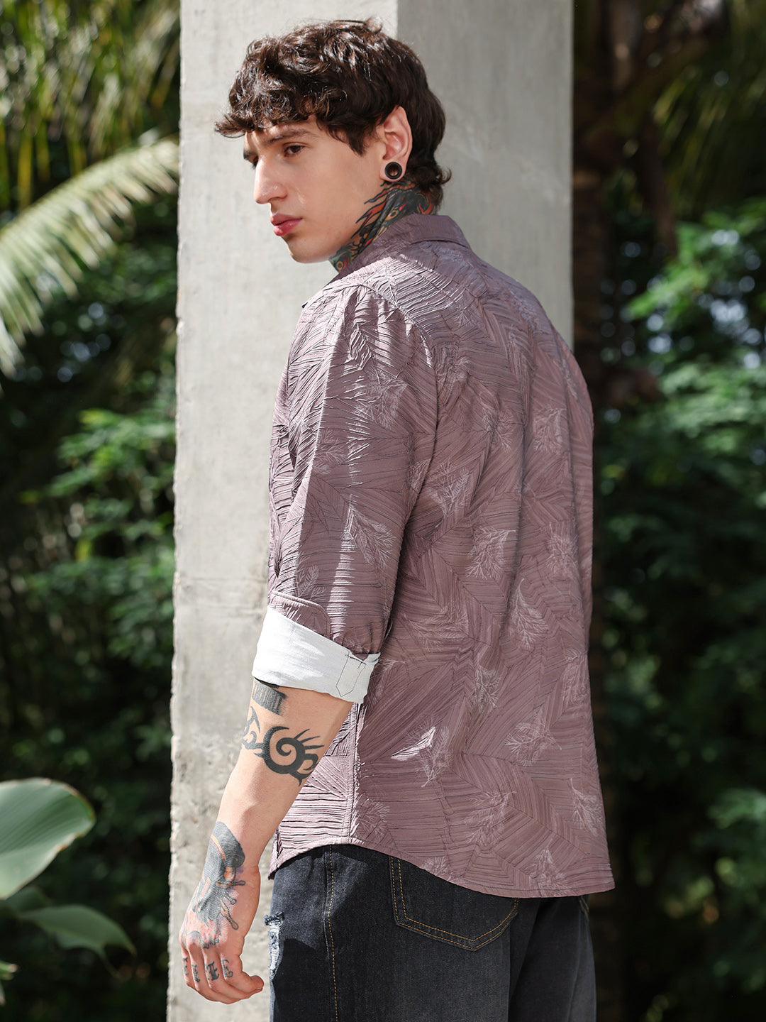 Foliage-Imprinted Tactile Shirt