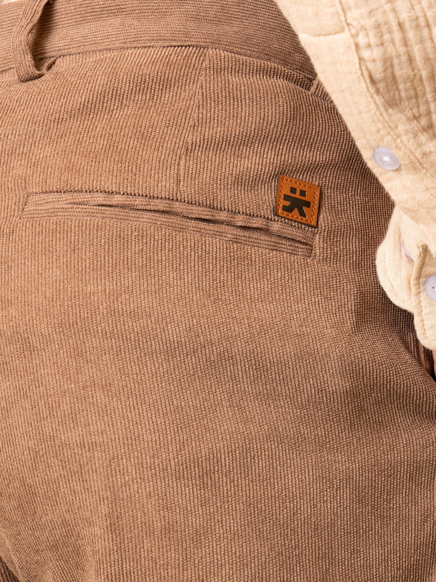 Mid-Rise Single Pleat Corduroy Regular Fit Trouser