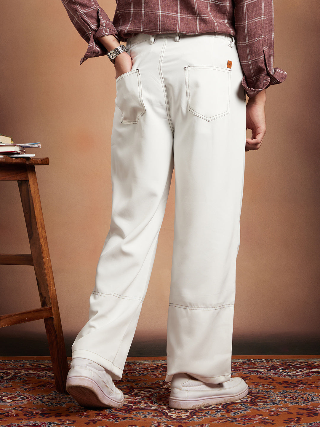 Contrast-Stitch Straight Trousers