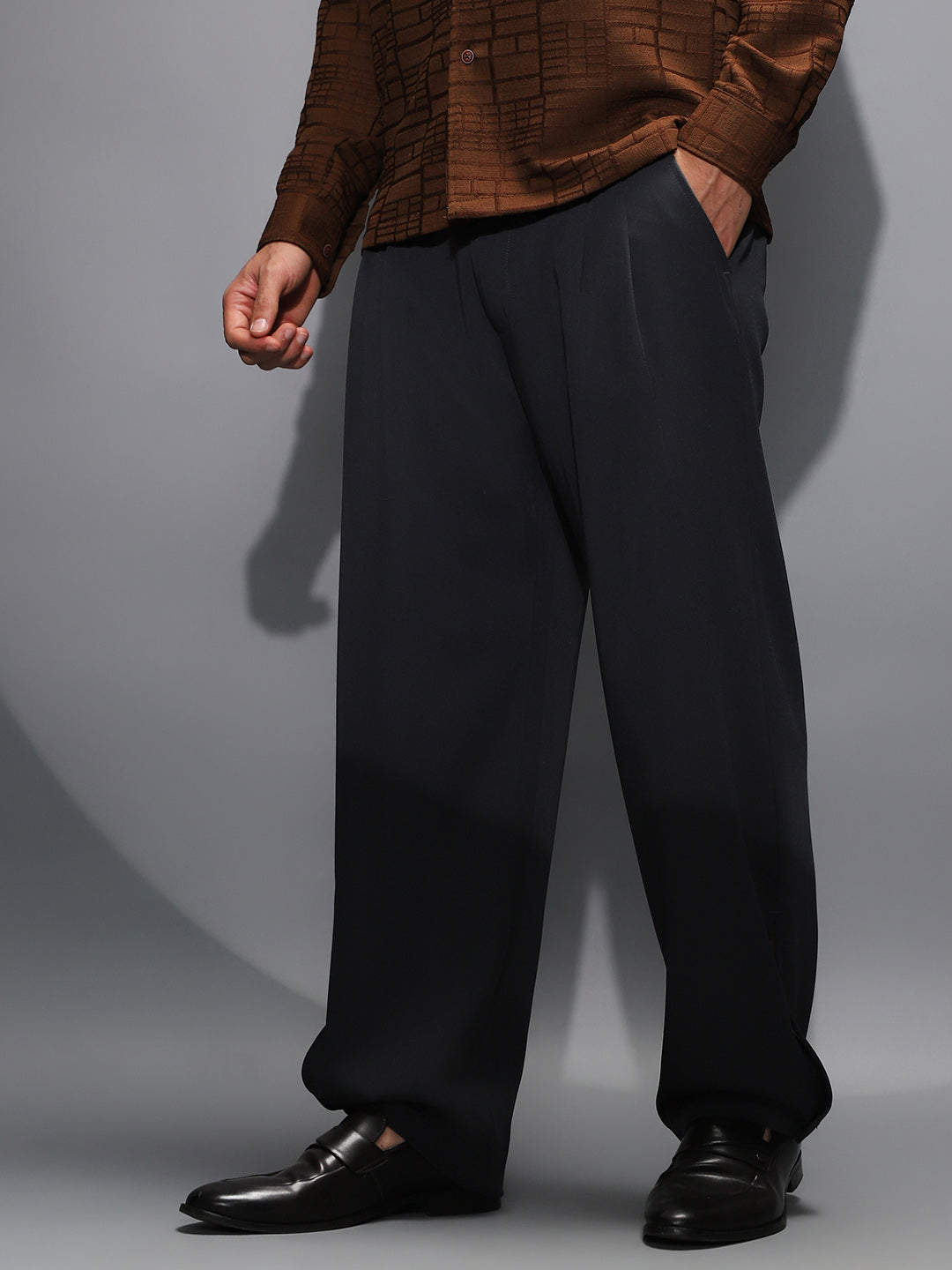 Pleated Cuffed Trousers