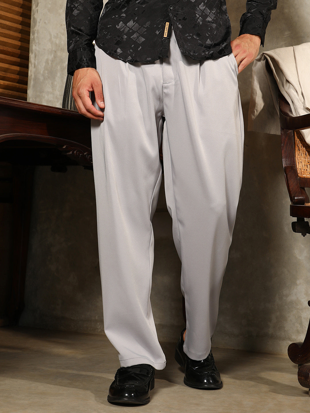 Straight Pleated Trousers