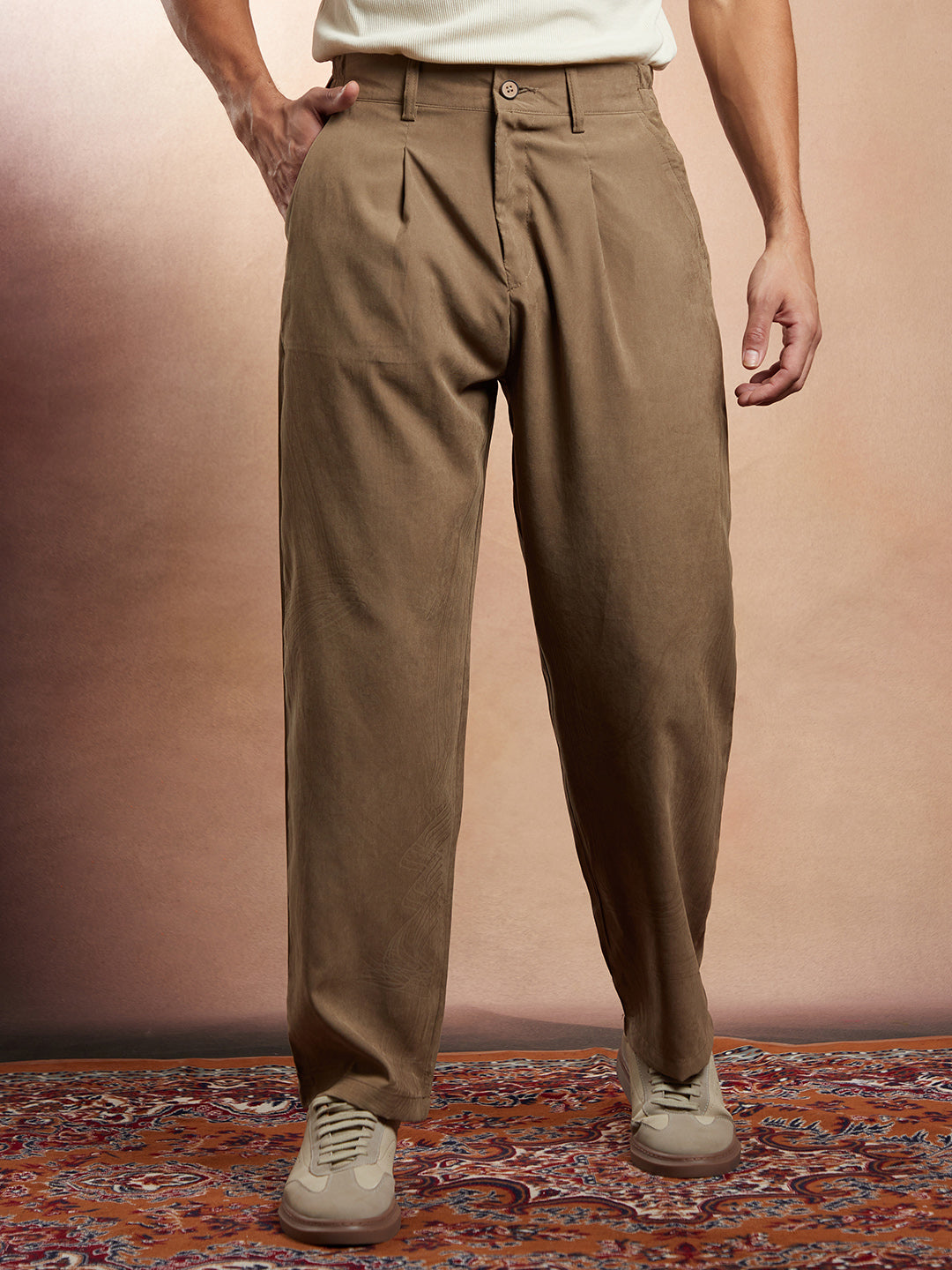 Straight-Fit Pleated Tailored Trousers