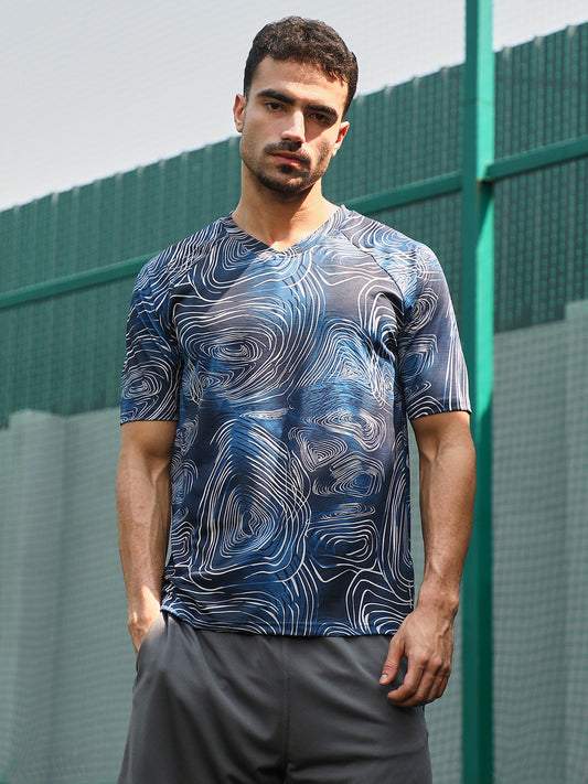 Swirl-Lined Activewear T-Shirt
