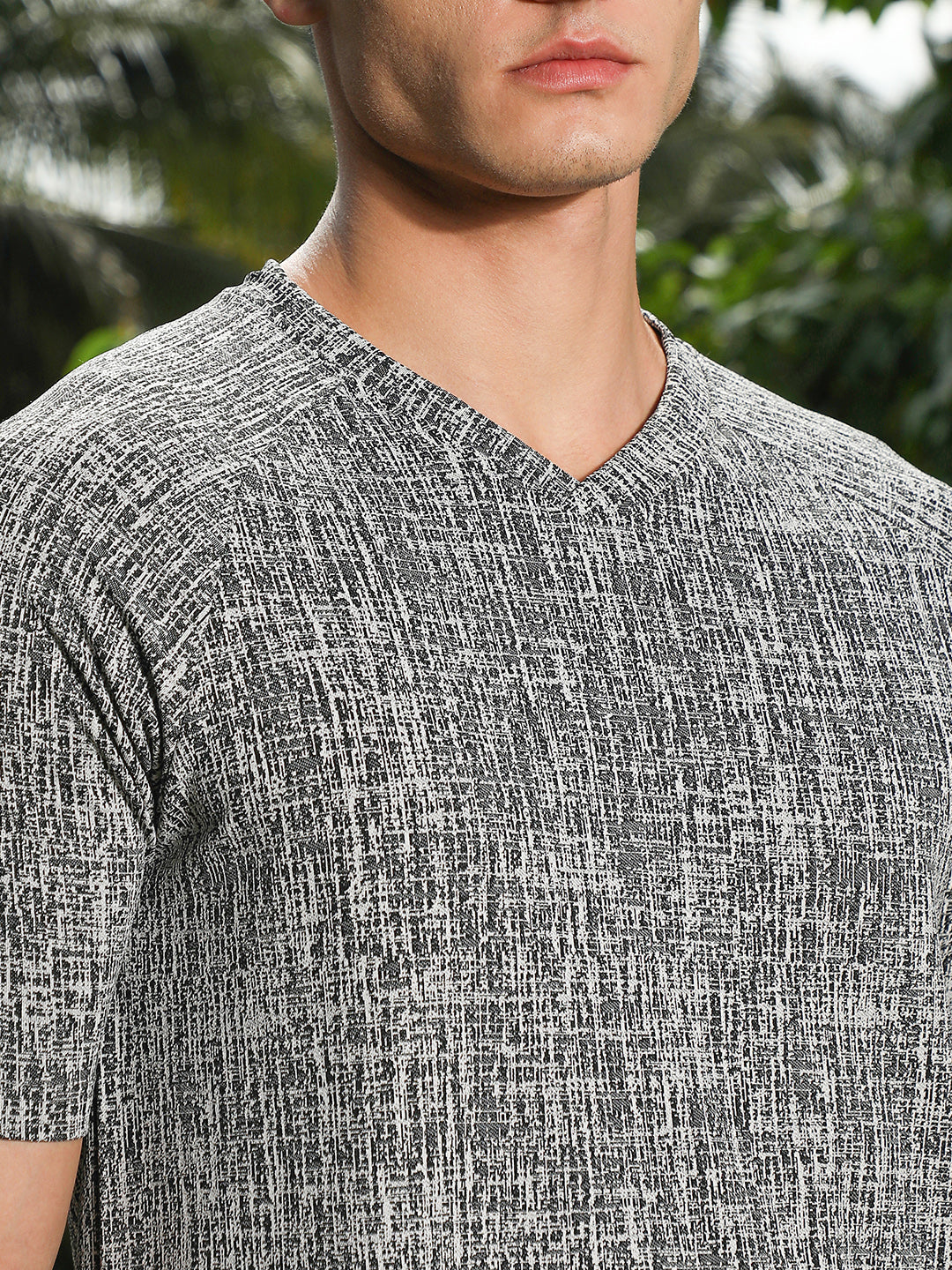 Coin Grey & Midnight Black Contrast-Heathered Knitted T-Shirt