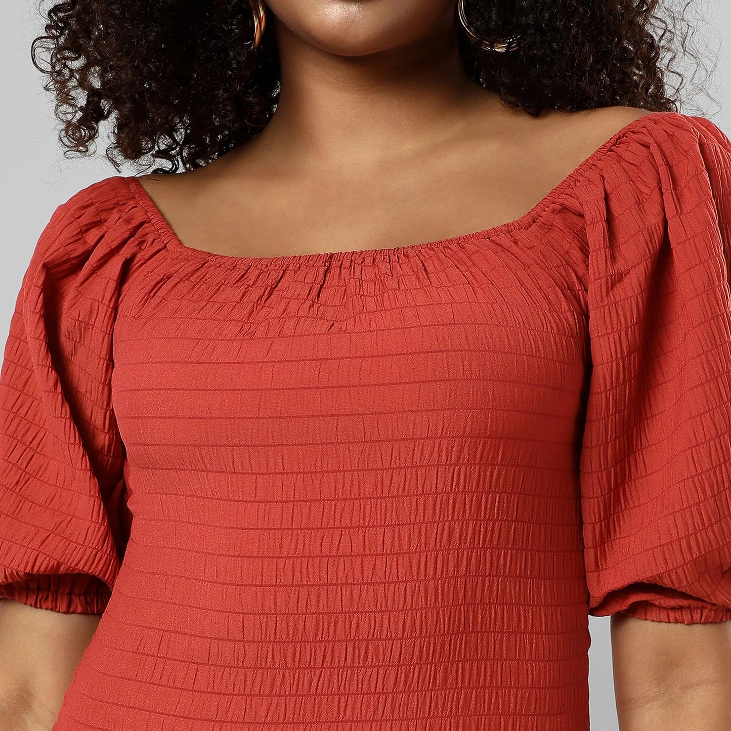 Puff-Sleeved Creased Dress