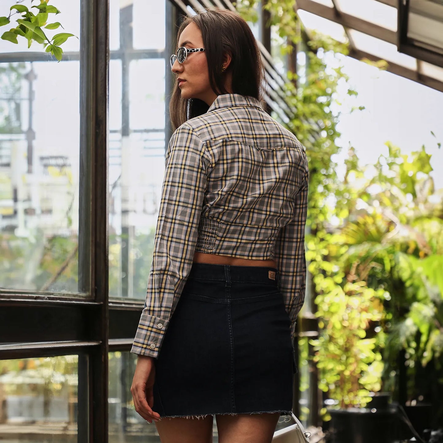 Tartan Plaid Cinched Cropped Shirt