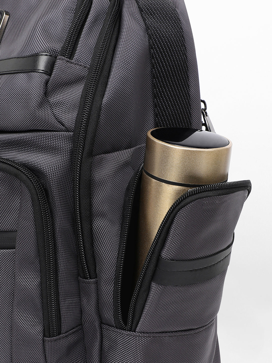 The Urban Trail Backpack - Fossil Grey